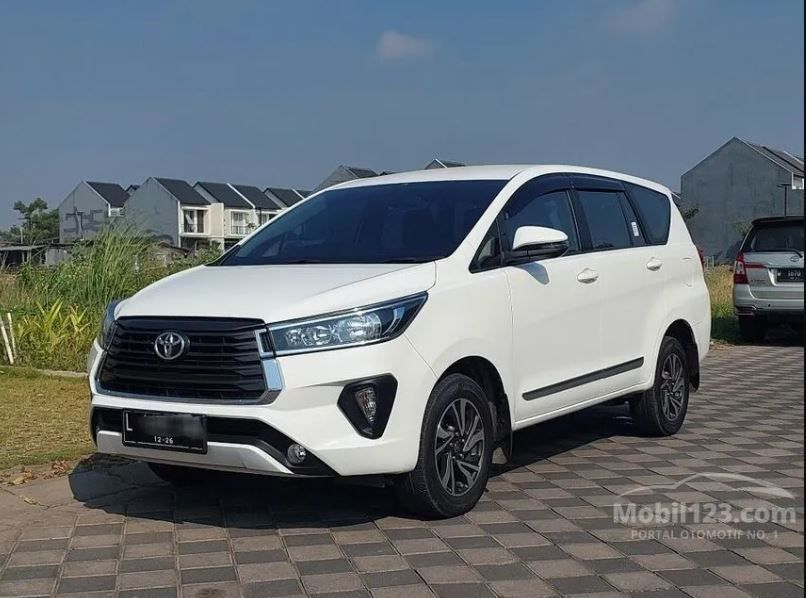 Toyota Innova Reborn